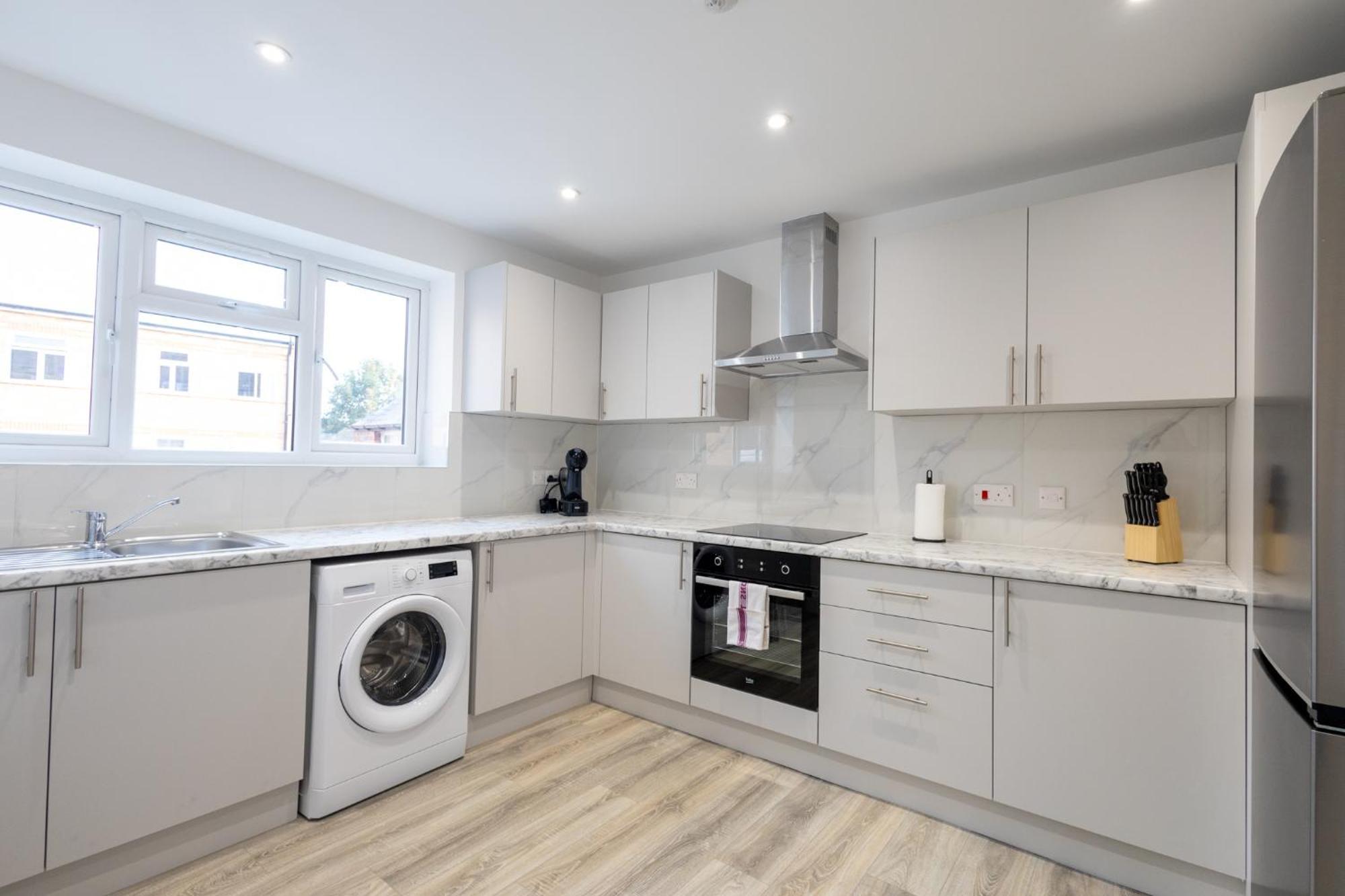 Stylist 2Bd Flat Watford Central Extérieur photo
